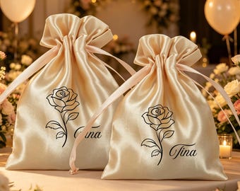 Bruidsmeisjescadeautasjes met geboortebloem, gepersonaliseerde satijnen trekkoordtasjes voor bruiloften, luxe sieradencadeautasjes, voor haar