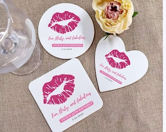 Gepersonaliseerde kusonderzetter, decoraties voor verjaardagsfeestjes voor elk jaar, aangepaste lipafdruk, bierviltjes Cadeaubedankjes voor feesten, bulk feestonderzetters