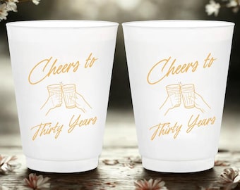 Personalisierte Geburtstagsfeierbecher, kundenspezifisches Trinkgefäß für Jubiläum, ein Hoch auf den Plastikbecher, Gastgeschenk