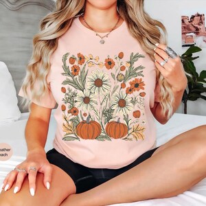 Boho Fall Floral Shirt, Retro Fall shirt, Autumn Vibes Shirt, Pumpkin Season Graphic Tee, Vintage Fall Pumpkin Aesthetic Vintage Fall Shirt bild 6