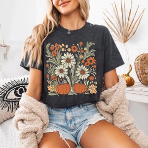 Boho Fall Floral Shirt, Retro Fall shirt, Autumn Vibes Shirt, Pumpkin Season Graphic Tee, Vintage Fall Pumpkin Aesthetic Vintage Fall Shirt bild 8