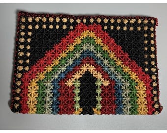 Pochette à glissière multicolore noire brodée main maison arc-en-ciel