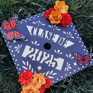 Afstudeerpettopper, mexicaanse afstudeertopper, papel picado-graduatie, klasse van 2025