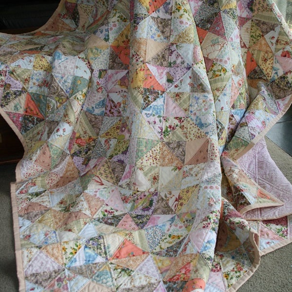 SHABBY CHICK - Pre-cut Quilt Kit -  All Sizes - by Quilt-Addicts *