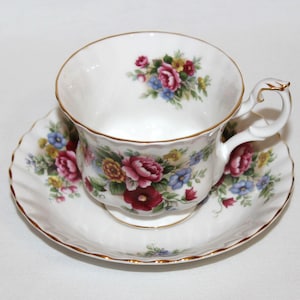 Royal Albert Chelsea Garden Tea Cup and Saucer