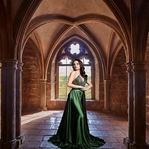 Medieval Castle Hall Background Image - Fantasy Personalized Custom Composit - Virtual Backdrop -Renaissance Cosplay Wedding Formal JPG PNG