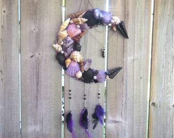 Sea Shell Crescent Moon Wall Art, Ocean Lover Gift Idea, Coastal Decor, Wicca Pagan Home Decor, Gemstone Wall Hanging, Gift for Sea Witch