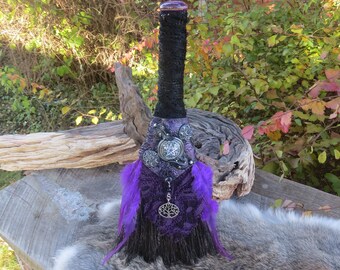 Witch's Altar Broom 12", Purple Pentacle Besom with Polymer Clay Design, Witchcraft Supply, Wicca Pagan Decor, Gift for Wiccan, Pagan Gift