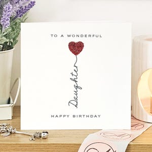 Carte d'anniversaire fille scintillante, carte d'anniversaire coeur paillettes rouges pour fille, carte d'anniversaire texturée, carte de luxe pour fille, cadeau fille