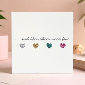 Deuxième carte pour bébé faite main avec quatre coeurs délicats scintillants écologiques, carte de grossesse spéciale amie pour l'annonce du deuxième bébé