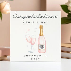 Carte de fiançailles d'année personnalisée, carte de fiançailles avec noms personnalisés, carte de fiançailles avec champagne, carte de fiançailles scintillante, carte argentée