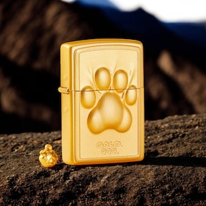 3D Paw Print Zippo-Style Lighter | Heavy Armor Gold Windproof Design | Collector’s Edition Gift | Refillable Metal Kerosene Lighter