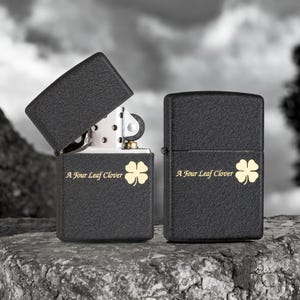 Encendedor ZIPPO negro mate / Resistente al viento con diseño de trébol de cuatro hojas / Recargable, portátil, regalo premium para coleccionistas y fumadores