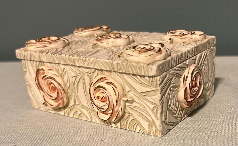 Vintage Rose Trinket Box | Shabby Chic 1990s Jewelry Case | 3D Floral ...
