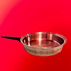 Vintage Ekco 3 Ply Stainless Steel 10&#39;&#39; Skillet Retro Flower Design Made in the USA Floral Daisy