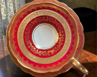 Royal Stafford Etsad Rödguldbandstekopp och Fat, Scrolling Edge, Vintage England Fint Benporslin