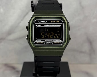 Custom Green Casio F91W Inverted Screen Mod