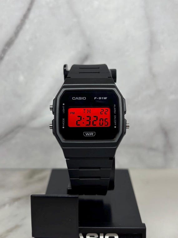 Custom Black Casio F91W Red Screen Mod