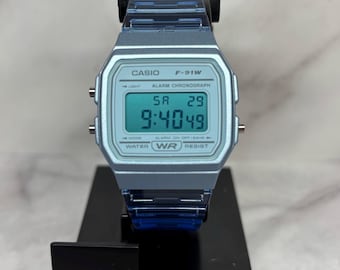 Custom Blue Casio F91W Blue Screen Mod