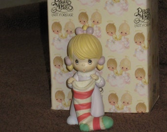 PRECIOUS MOMENTS ~Girl Holding Red / White Stocking Figurine ~ Orig.Box 1995