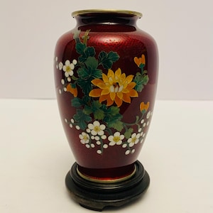 Vintage Japanese Ginbari Pigeon Blood Red Cloisonne Flower 6” Tall Vase.