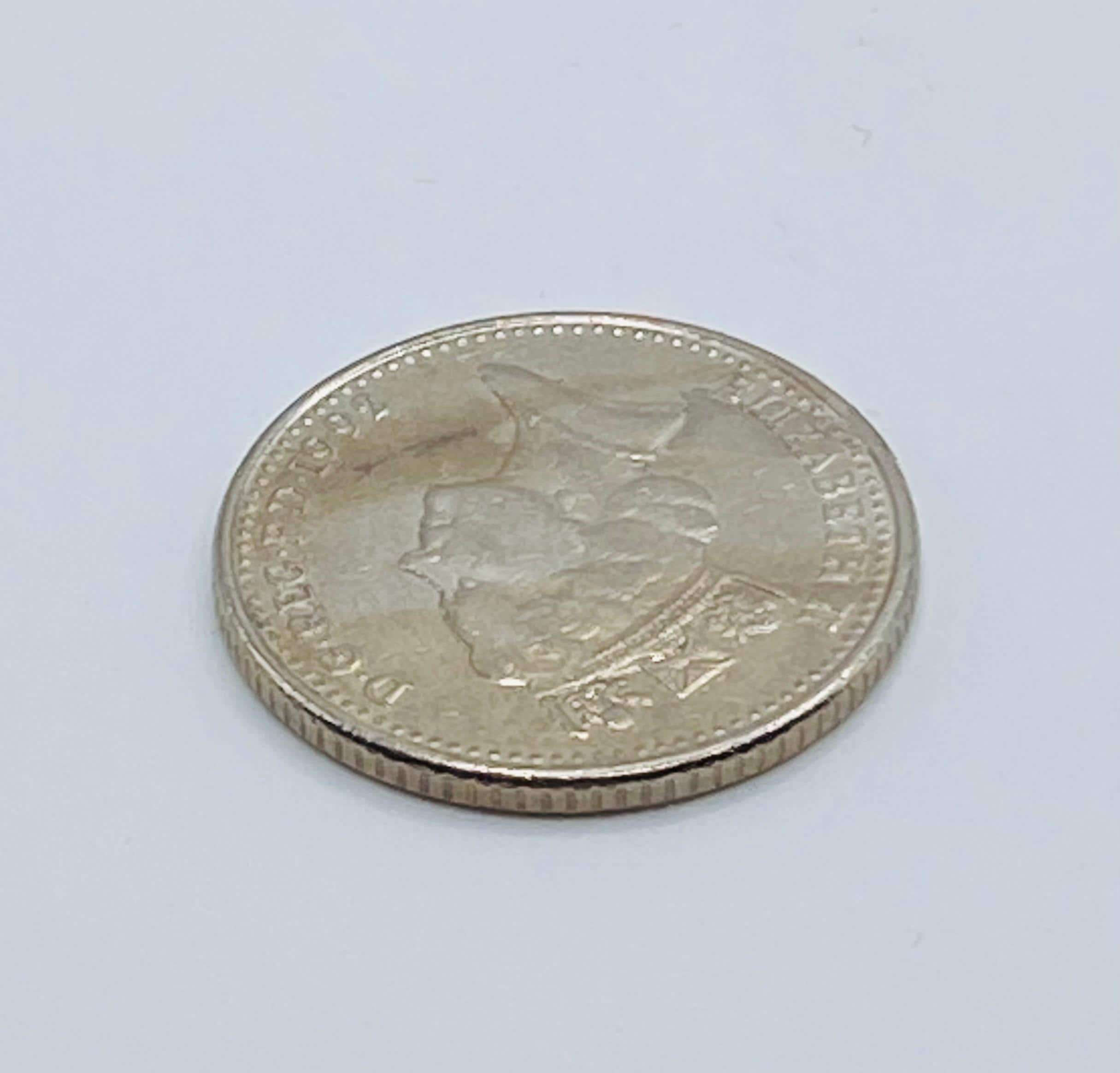 1992 年 10 ペンス イギリス 英国 10 10 ペンス エリザベス 2 世
