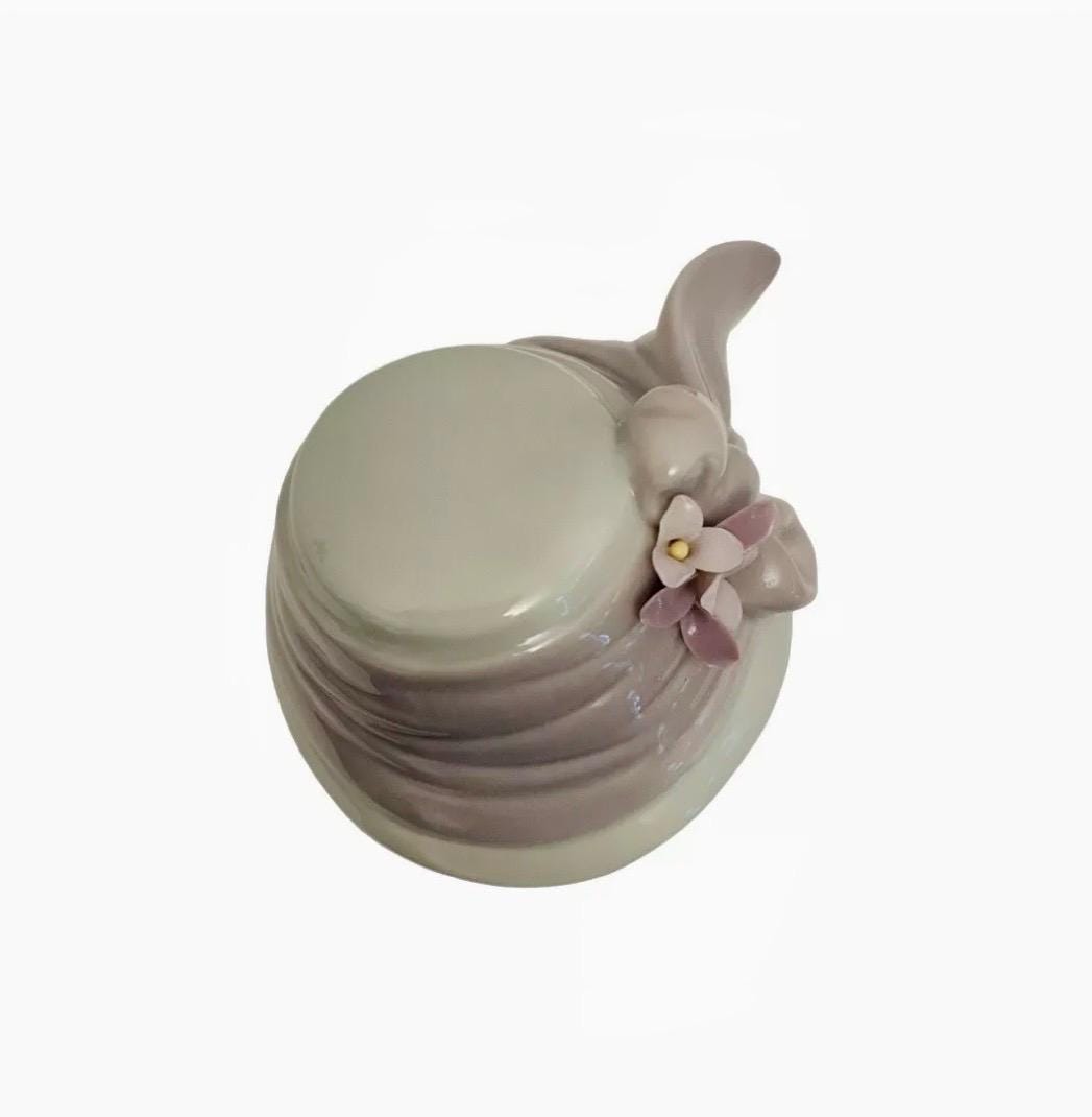 ヴィンテージ 2004 リヤドロ「リトル レディ」磁器 8 インチ