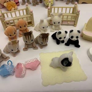 Calico Critters/Sylvanian Families Baby Twins Sets Flocked Animal Sets with Accessories Vintage