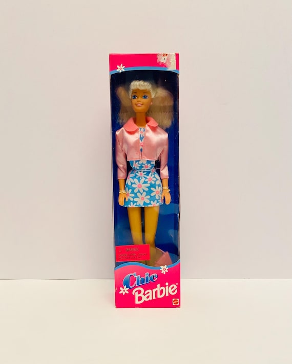 Vintage 1996 Chic Barbie Blonde Pink Jacket Doll Mattel #17297 NOS