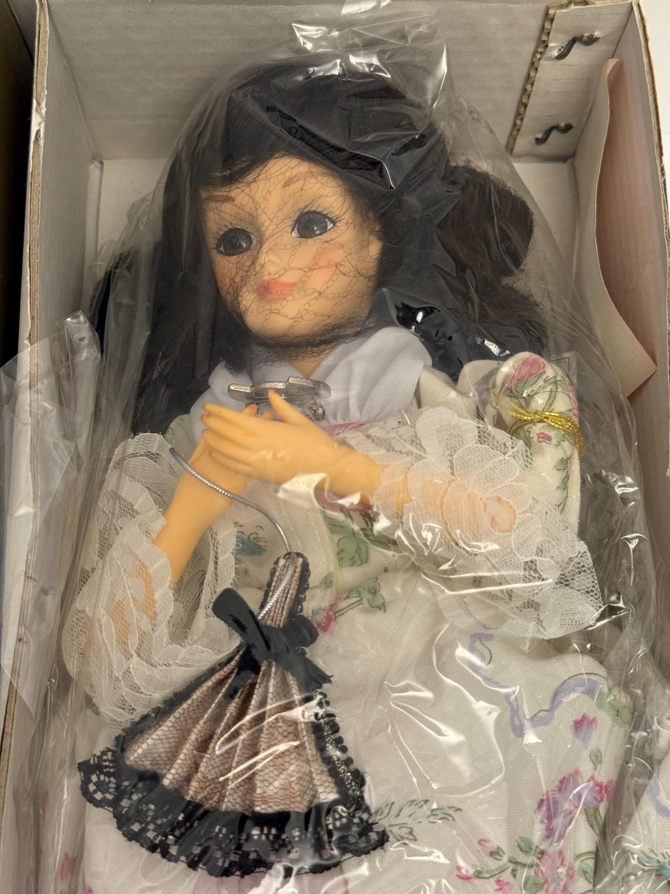 Vintage 1987 Brinn's Limited Edition 16” Abigail Smith Adams Doll
