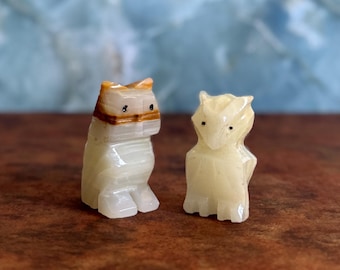 Vintage Set of 2 Hand Carved Cream and Tan Stone Owls - Marbled Onyx Mexican Cute Animal Statuette - Retro Souvenir Rocks