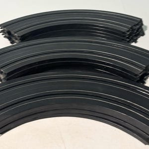 Set Of 14 Life Like Racing HO Slot Car 9&quot; Curved Track Sections