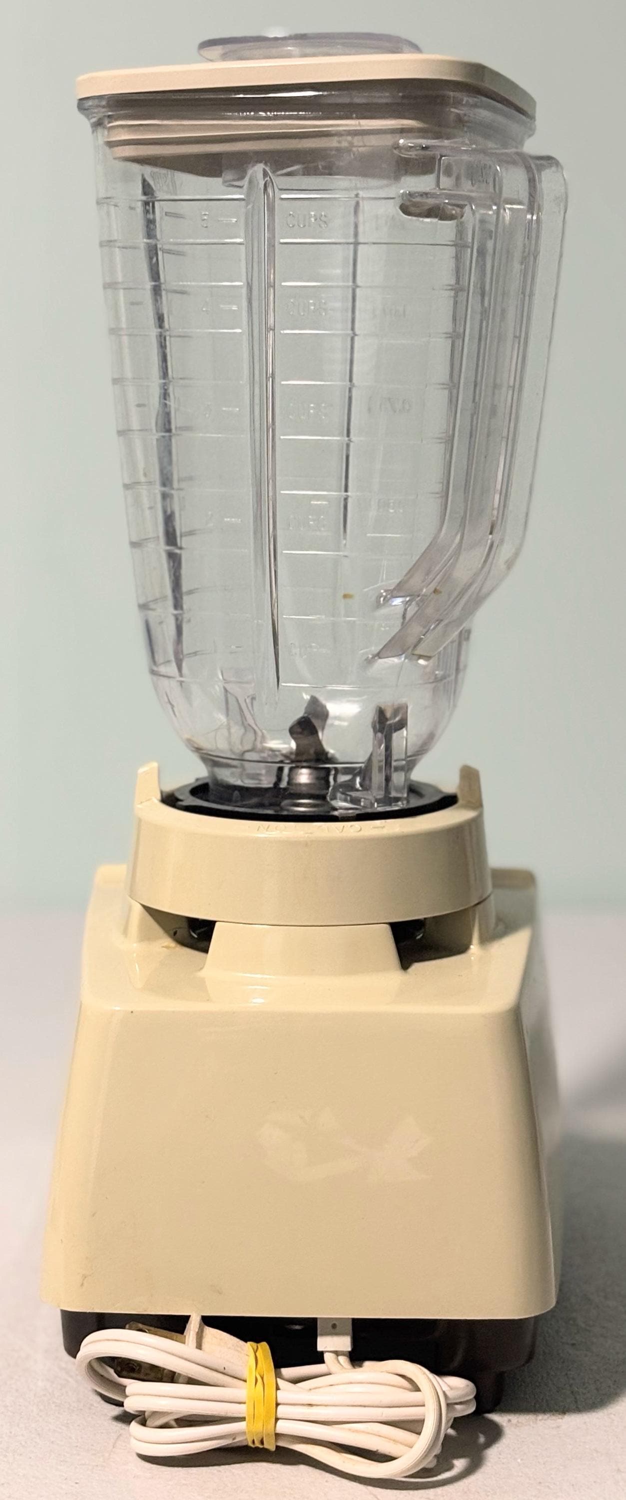 Vintage Retro Almond Osterosterizer Oster Blender Plastic Pitcher