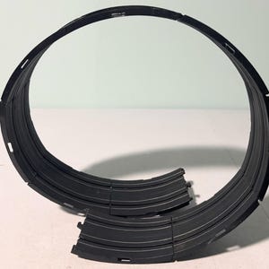 Life-Like HO Racing Track Kit - 9 Pieces Of Loop Track