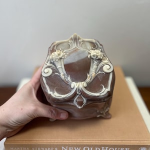 INCOLAY STONE　 ジュエリーボックス　天使 Vintage Incolay Stone Composite Jewelry Box With Tray Cherub