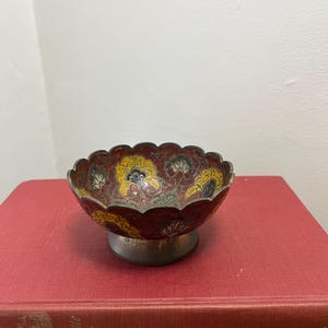 Vintage enameled brass scalloped bowl