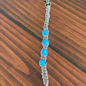 Macrame hemp beaded keychain, macrame keychain, hemp keychain, macrame hemp keychain, gifts for her, gifts for mothers, handmade