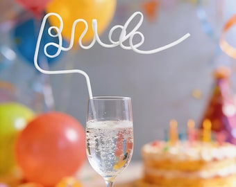 Paille de mariée blanche, cadeau d'enterrement de vie de jeune fille