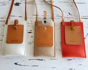 iPhone crossbody bag. Wool felt- vegetable tanned leather. Eco friendly-handmade in Switzerland