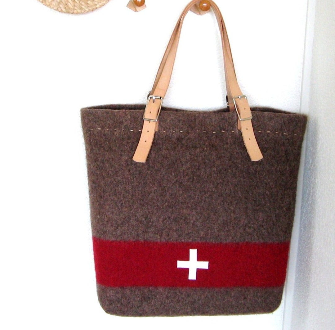 Swiss Army Wool Blanket Bag XL Tote Beach picnic Bag Adjustable Leather