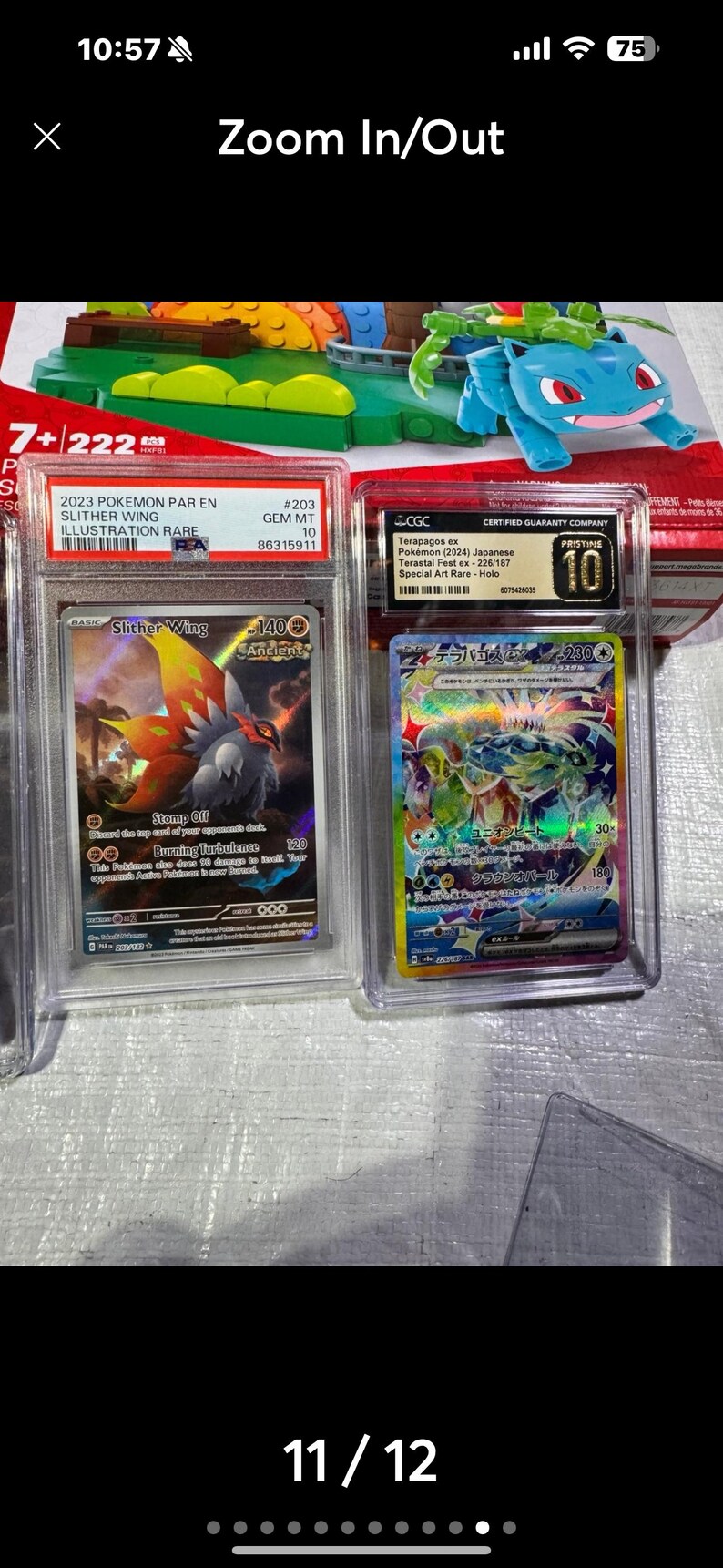 Puede incluir: Dos cartas coleccionables de Pok&eacute;mon clasificadas en estuches protectores. Una carta presenta una ilustraci&oacute;n de Slither Wing, la otra una carta de Terapagos ex. Ambas cartas est&aacute;n clasificadas como Gem Mint 10 por CGC.