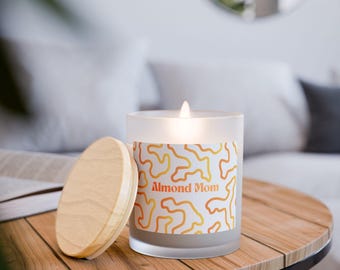 Vela "Almond Mom" / Vidrio esmerilado de 325 ml, diseño abstracto naranja