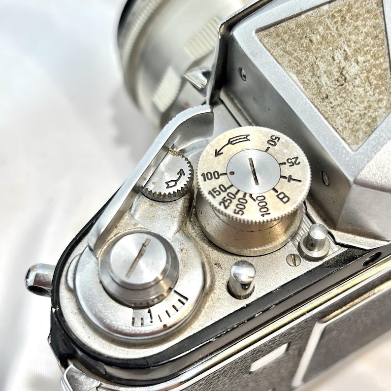 Cámara de película vintage Exakta VX IIa de 35 mm con objetivo Biotar de 58 mm f/2, cámara réflex clásica alemana, regalo raro para coleccionistas de fotografía retro. imagen 10