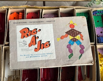 Vintage retro Rig A Jig Playset construction building pieces toy creative play interlocking parts geometric connectors