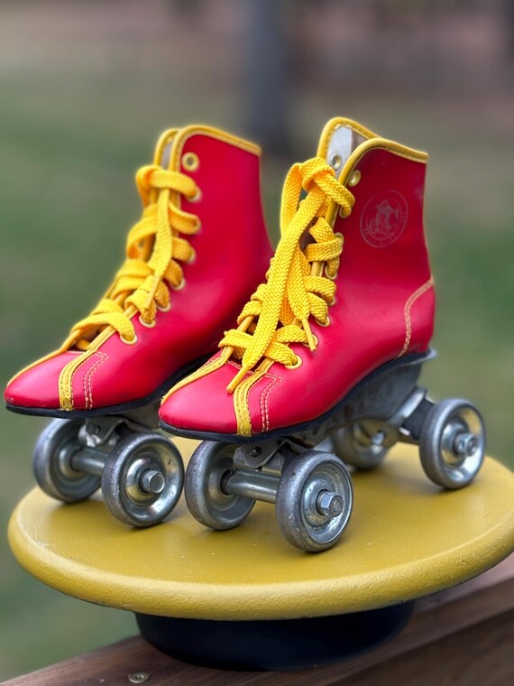 Roller skates child size 11 deals