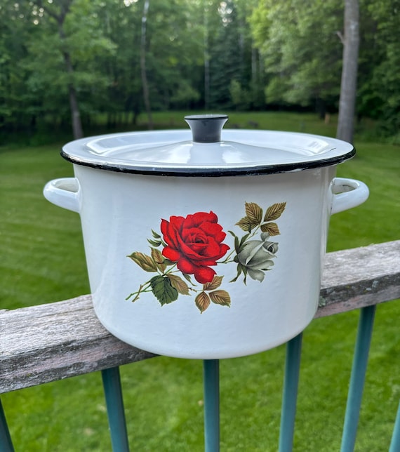 How To Whiten Enamel Cookware: Easy Tips for a Sparkling Finish