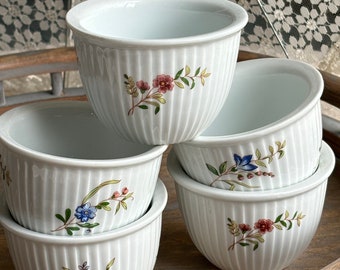 Set of 5 vintage custard dipping bowls floral white ribbed BIA Cordon Bleu Frieda Collection