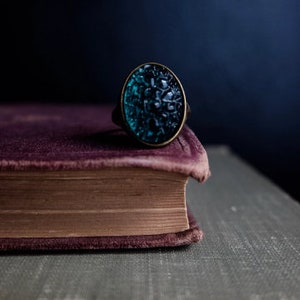 Emerald Hunters Green Bumpy Cabochon Ring