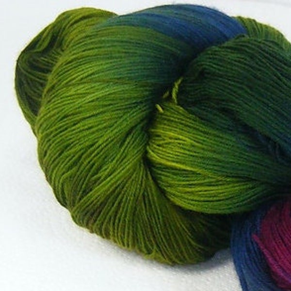 Destash: 1 skein of Rohrspatz Wollmeise Lacegarn in color Pfauenauge WD