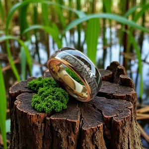 Wood & Deer Antler Ring Men Wedding Band with Arrow Inlay, Deer Antler 6mm/8mm Men Ring, Gold Ring, Unique Koa Wood Gold Ring for Men